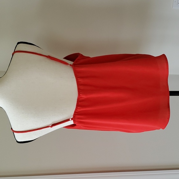 Monteau Red Tank Top with Scalloped Neckline Adjustable Straps Size XL - Picture 2 of 5